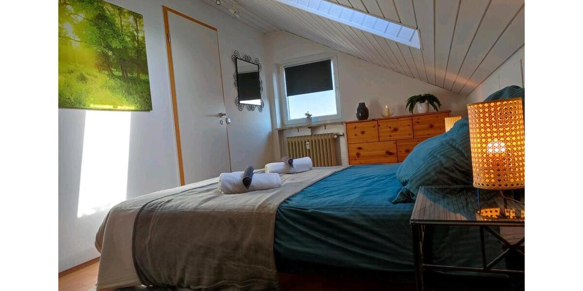 Dachgeschoßwohnung Schwieberdingen - 2.5 Zimmer, 55 m&sup2;, 1.150&euro; | Angebot:25660054