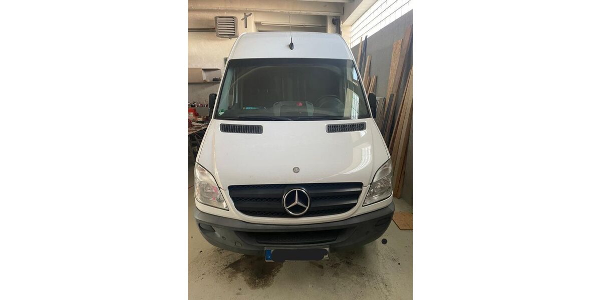 Mercedes-Benz Sprinter 198.000 km 16.400 &euro; Fellbach 70736