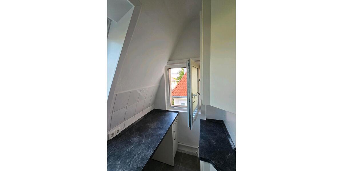 Dachgeschoßwohnung Remseck am Neckar - 3 Zimmer, 67 m&sup2;, 1.150&euro; | Angebot:26350155