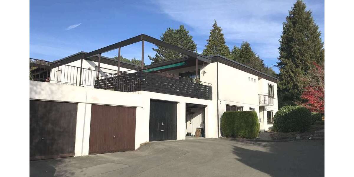 Haus zum Kaufen in Tübingen 1.100.000 € 235 m² 10 zimmer