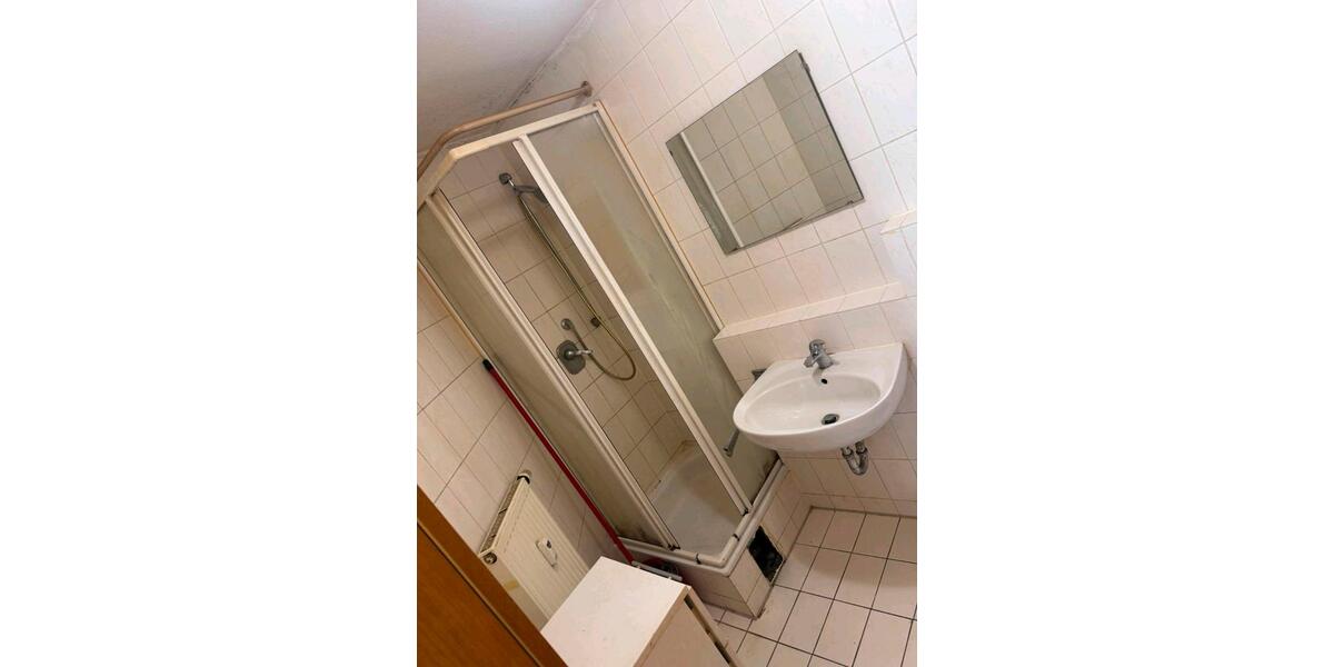 Etagenwohnung Ludwigsburg Hoheneck - 2 Zimmer, 43 m&sup2;, 950&euro; | Angebot:27549788