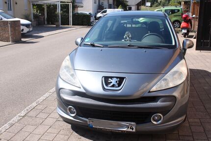 Peugeot 207 140.000 km 1.900 &euro; Aichtal 72631