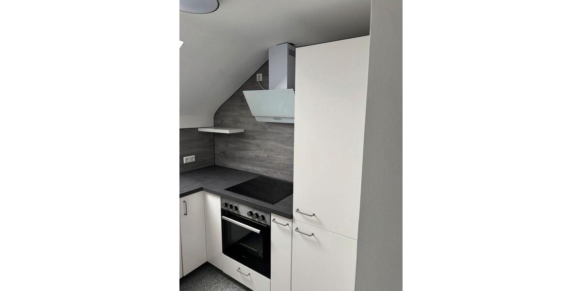 Dachgeschoßwohnung Sindelfingen - 2 Zimmer, 56 m&sup2;, 1.200&euro; | Angebot:24588379