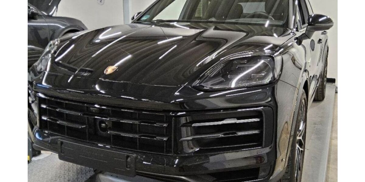 Porsche Cayenne 19.999 km 101.999 &euro; Stuttgart 70499