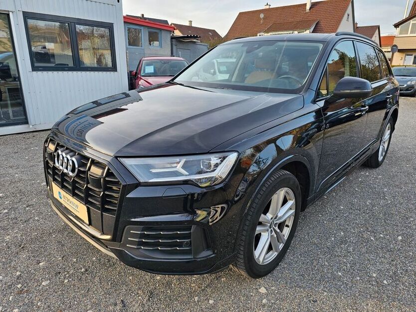 Q7
