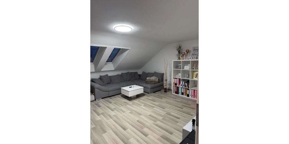 Dachgeschoßwohnung Pforzheim Eutingen - 2 Zimmer, 69 m&sup2;, 724&euro; | Angebot:26446603