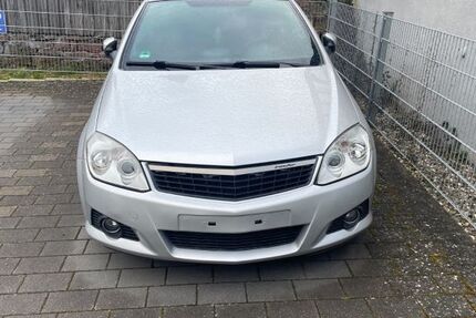 Opel Tigra 85.000 km 2.300 &euro; Neuhausen 75242