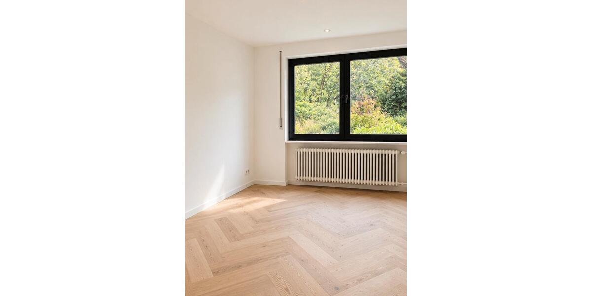 Etagenwohnung Tübingen Lustnau - 4.5 Zimmer, 165 m&sup2;, 2.490&euro; | Angebot:27542710