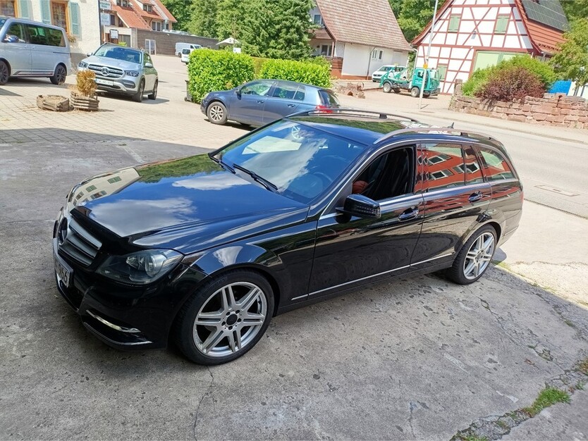 Mercedes-Benz C 200 325.000 km 5.500 € Aidlingen 71134