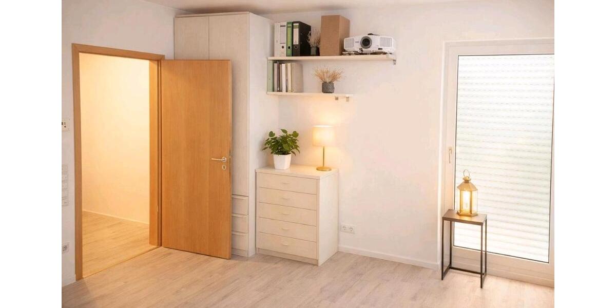 Erdgeschoßwohnung Sindelfingen - 3.5 Zimmer, 114 m&sup2;, 1.500&euro; | Angebot:26035412