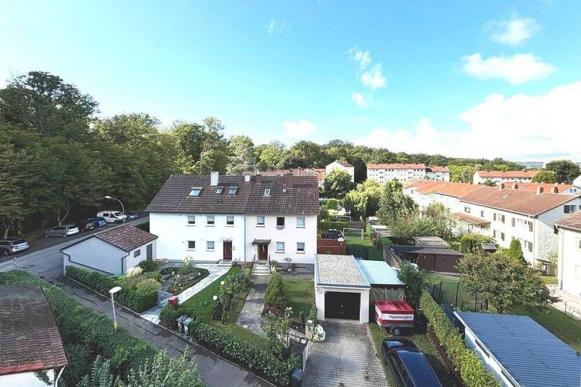 Top Lage! 3-Zimmer-Eigentumswohnung mit sonnigem Balkon und herrlicher Aussicht - vermietet.