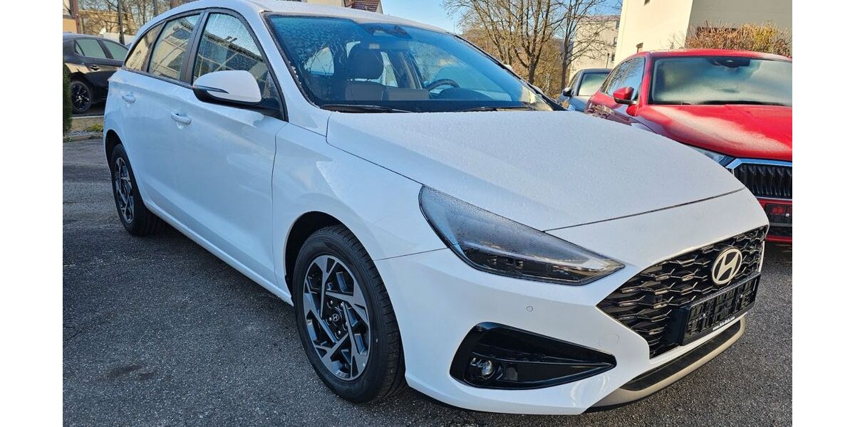 Hyundai i30 23.500 km 16.500 &euro; Leonberg 71229