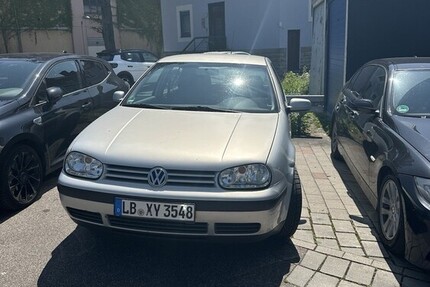 VW Golf 280.000 km 1.500 € Möglingen 71696