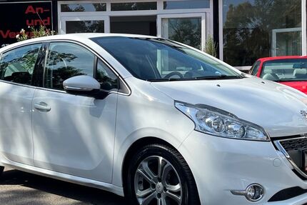 Peugeot 208 143.000 km 4.790 &euro; Esslingen 73728