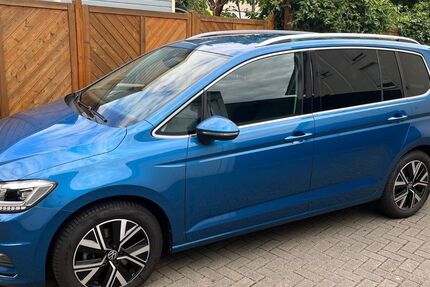 VW Touran 71.589 km 21.599 &euro; Köngen 73257