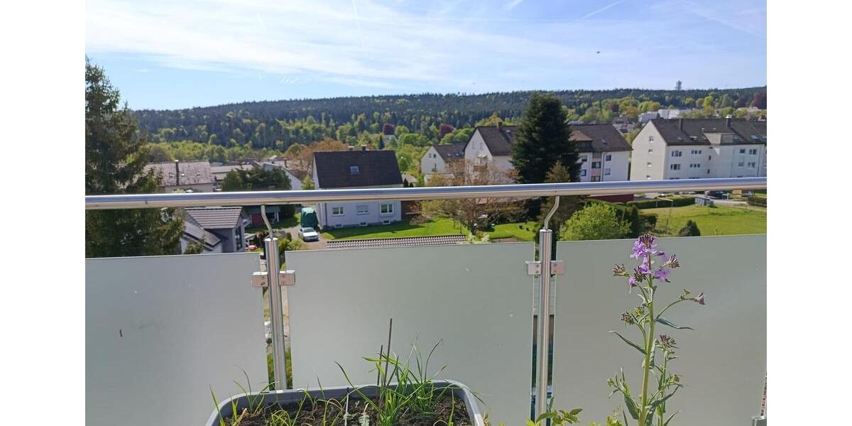 Etagenwohnung Schömberg - 5 Zimmer, 121 m&sup2;, 1.290&euro; | Angebot:26453745