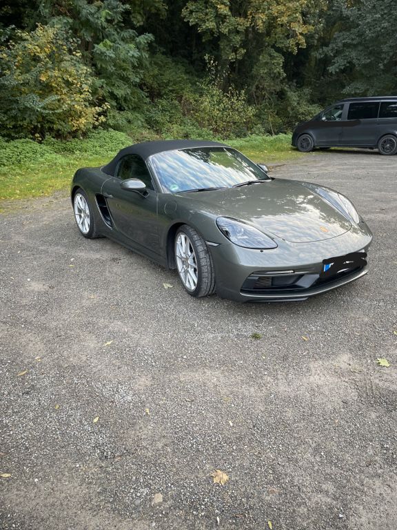 Porsche Boxster 19.100 km 96.500 € Bietigheim-Bissingen 74321