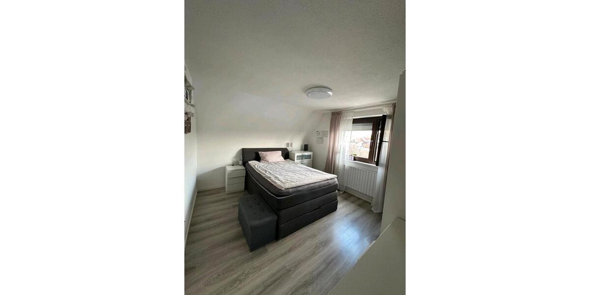 Dachgeschoßwohnung Schwieberdingen - 3 Zimmer, 67 m&sup2;, 251.500&euro; | Angebot:25874182