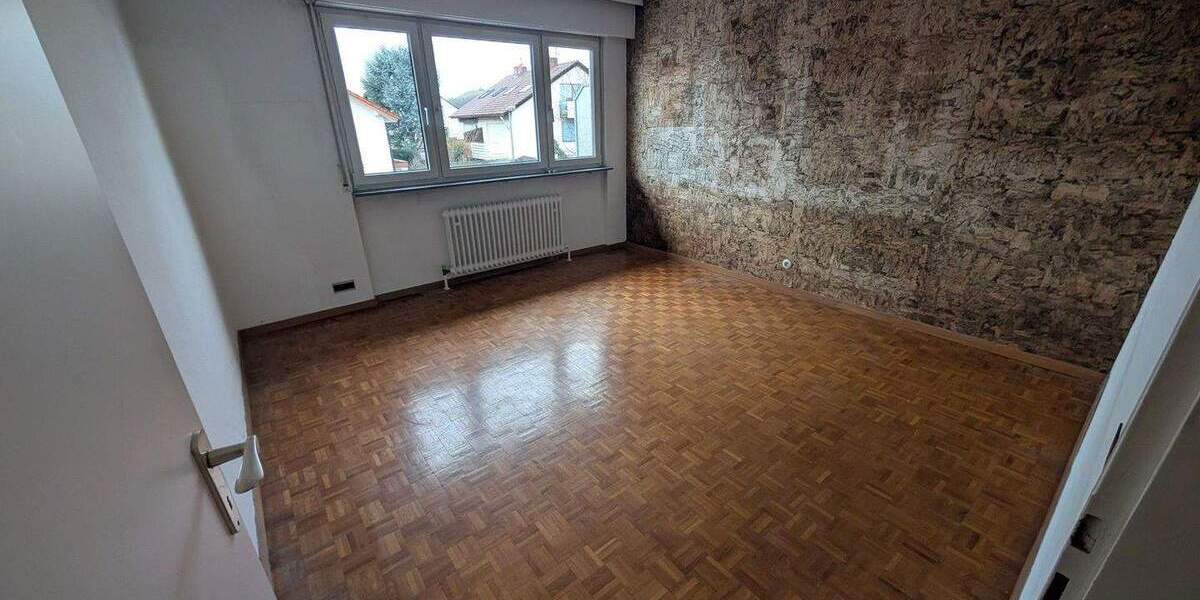 Etagenwohnung Korntal - 4 Zimmer, 93 m&sup2;, 349.000&euro; | Angebot:24807973