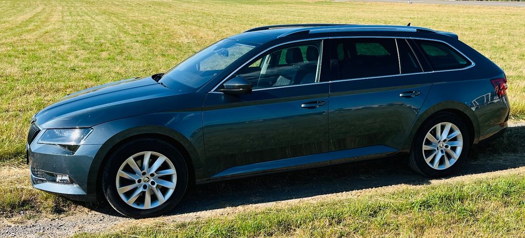 Skoda Superb 96.000 km 18.700 &euro; Nufringen 71154