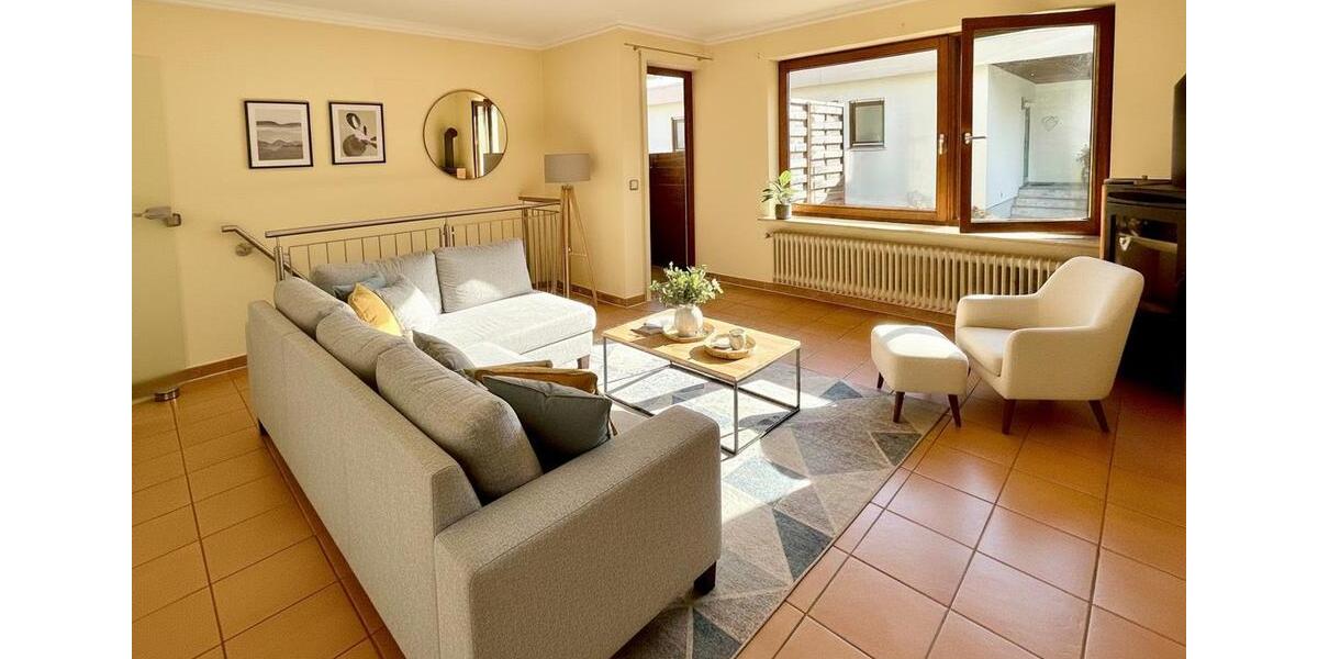 Erdgeschoßwohnung Metzingen - 4 Zimmer, 106 m&sup2;, 1.180&euro; | Angebot:26477082