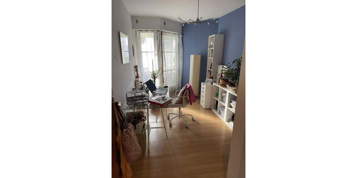 Etagenwohnung Ditzingen - 3 Zimmer, 79 m&sup2;, 295.000&euro; | Angebot:25095098