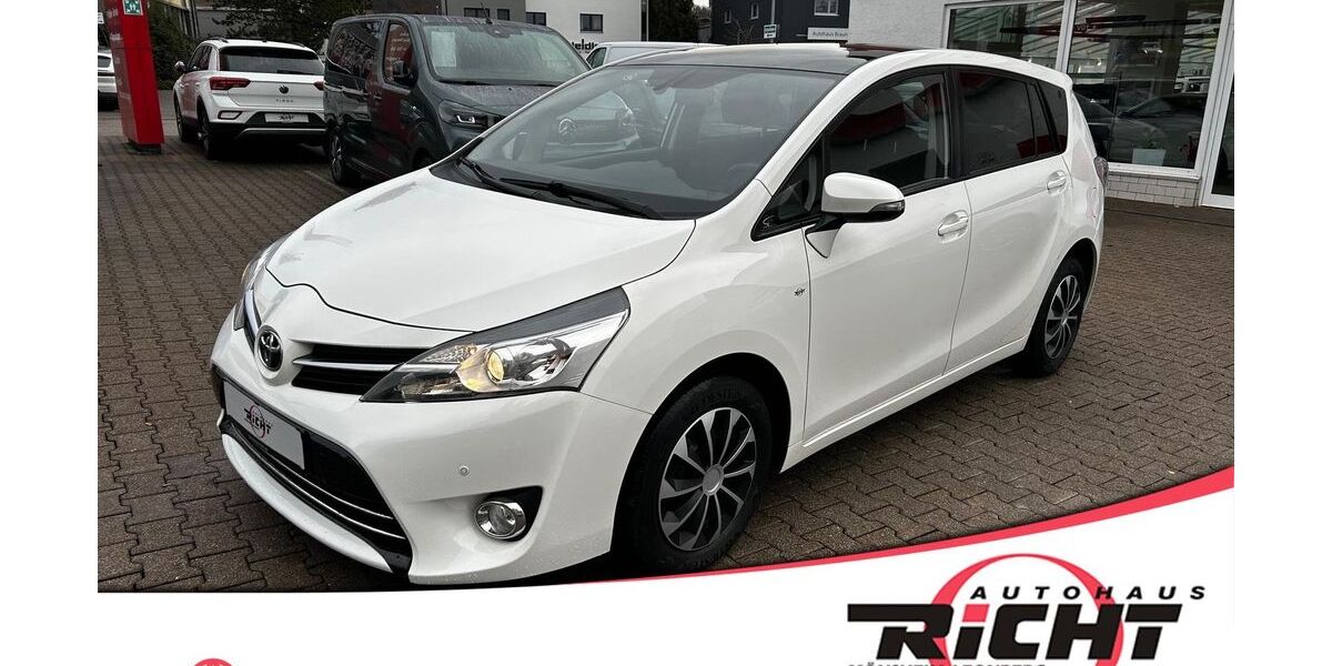 Toyota Verso 99.450 km 13.980 &euro; Leonberg 71229