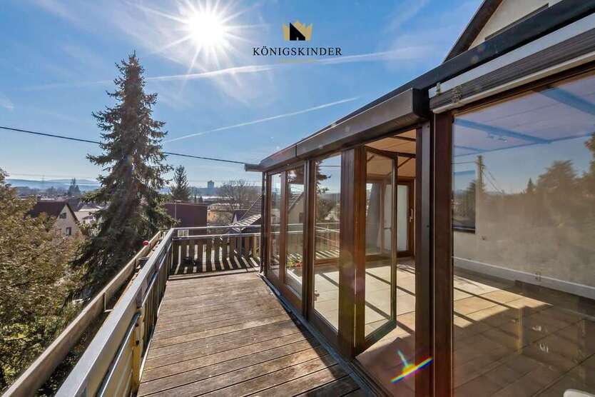 Haus zum Kaufen in Nürtingen 690.000 € 187.15 m²