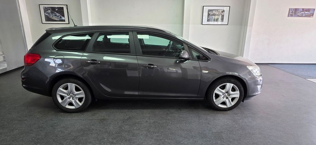 Opel Astra 180.000 km 3.490 € Asperg/Ludwigsburg bei Stuttgart 71679