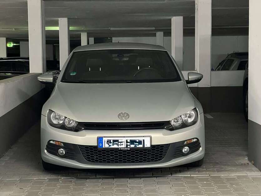 VW Scirocco 172.000 km 7.000 € Esslingen 73728