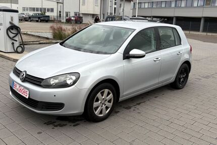 VW Golf 132.332 km 3.999 &euro; Weil im Schönbuch 71093