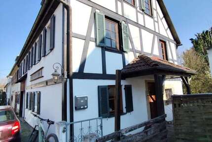 Haus Nürtingen - 7 Zimmer, 192 m&sup2;, 500.000&euro; | Angebot:26394518