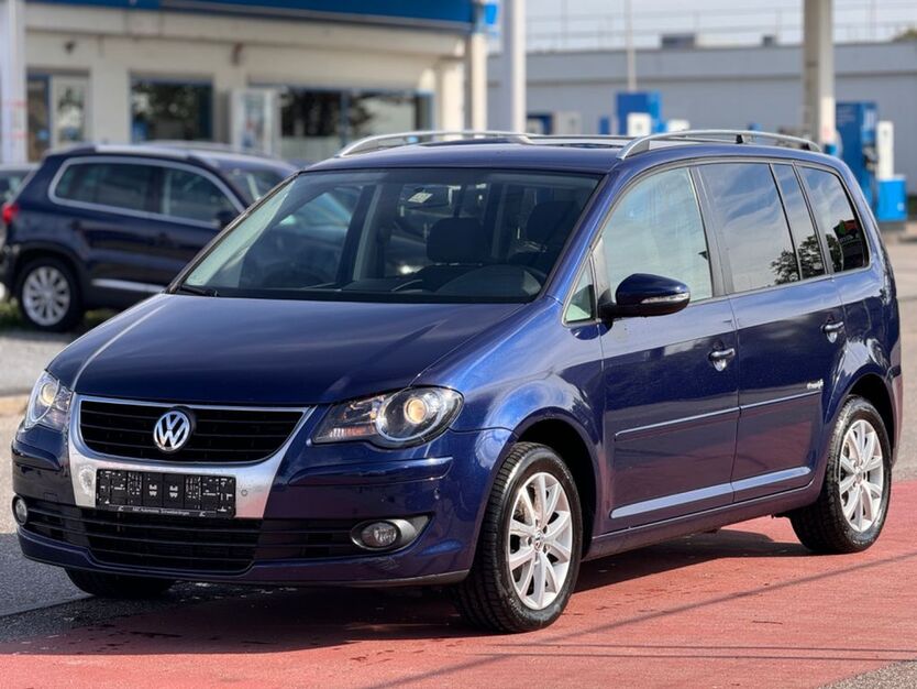 VW Touran 132.677 km 7.500 € Schwieberdingen 71701