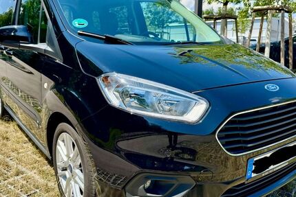 Ford Tourneo Courier 52.000 km 13.900 &euro; Leonberg 71229