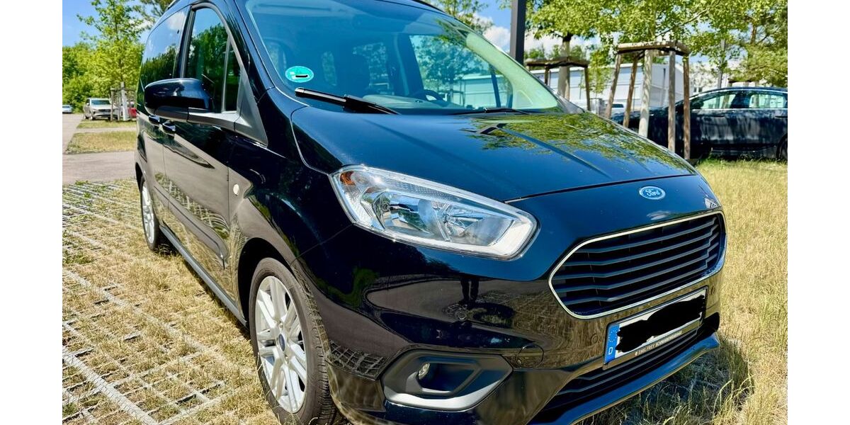 Ford Tourneo Courier 52.000 km 13.900 &euro; Leonberg 71229