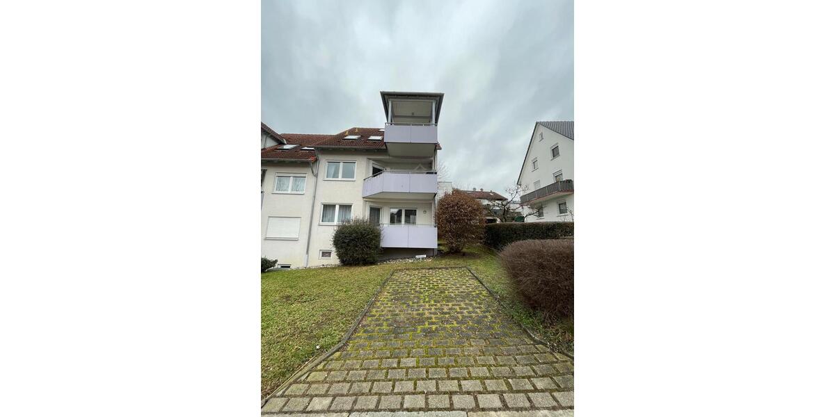 Erdgeschoßwohnung Reutlingen Reutlingen (Kernstadt) - 3 Zimmer, 75 m&sup2;, 900&euro; | Angebot:24801977