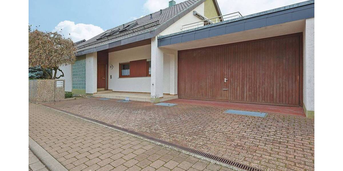 Etagenwohnung Weissach - 3 Zimmer, 95 m&sup2;, 990&euro; | Angebot:25682077