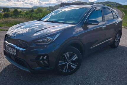 Kia Niro 56.000 km 17.600 &euro; Sachsenheim 74343