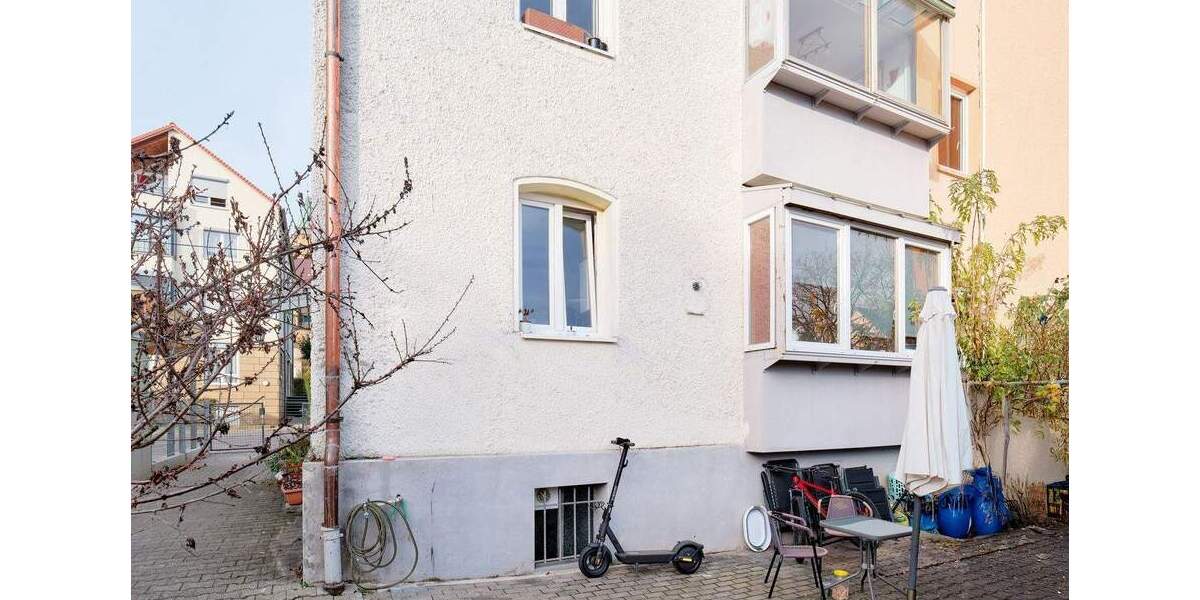 Etagenwohnung Stuttgart Degerloch - 3 Zimmer, 65 m&sup2;, 290.000&euro; | Angebot:24836256