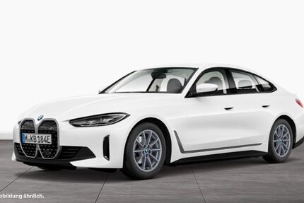BMW i4 30.076 km 39.170 &euro; Stuttgart 70569