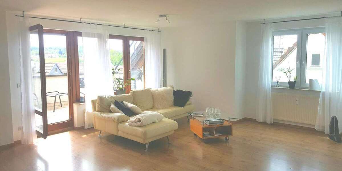 Etagenwohnung Steinenbronn - 3.5 Zimmer, 106 m&sup2;, 1.150&euro; | Angebot:27032109