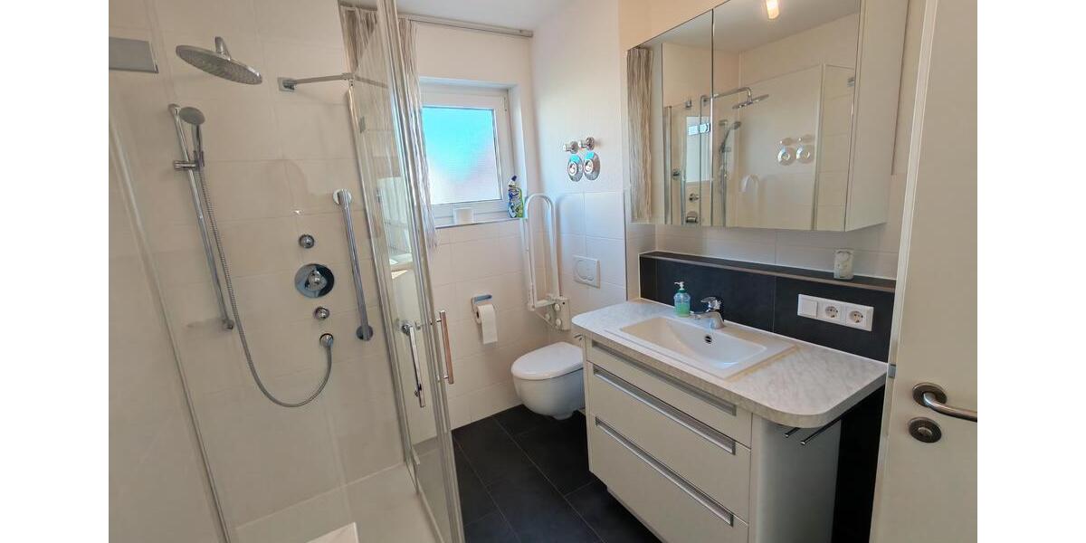 Etagenwohnung Esslingen am Neckar Hegensberg - 4 Zimmer, 90 m&sup2;, 1.270&euro; | Angebot:26477368