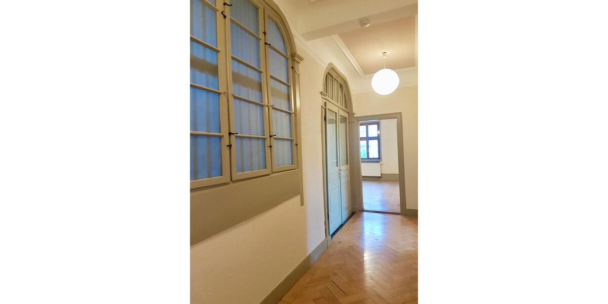Etagenwohnung Ludwigsburg - 3 Zimmer, 125 m&sup2;, 1.390&euro; | Angebot:26261285