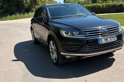 VW Touareg 153.114 km 16.995 &euro; stuttgart 70597
