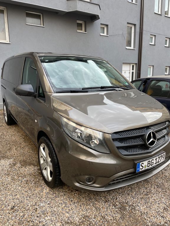 Mercedes-Benz Vito 114.586 km 14.999 € Stuttgart 70327