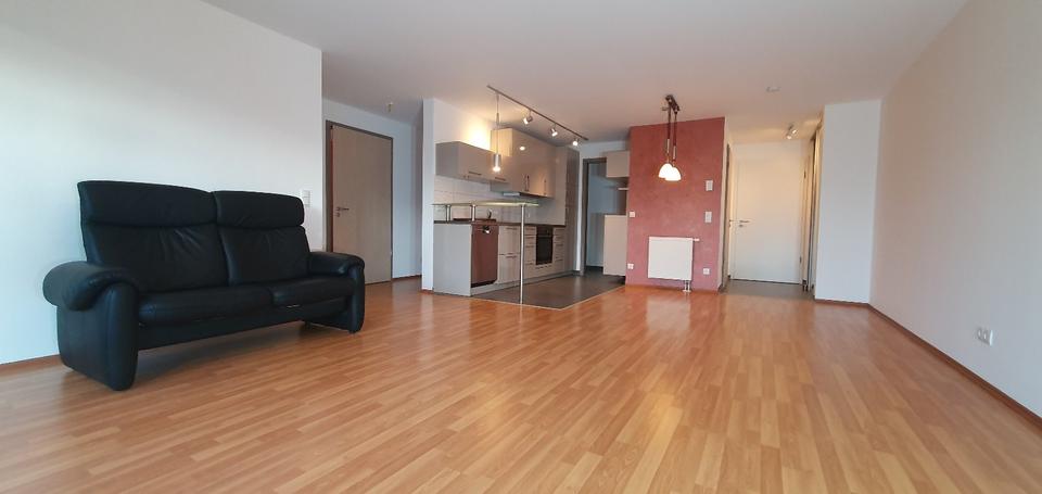 Erdgeschoßwohnung Sindelfingen Darmsheim - 3 Zimmer, 83 m&sup2;, 1.495&euro; | Angebot:25591058