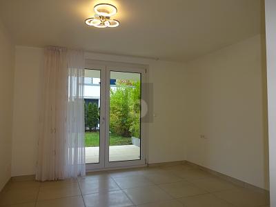 RUHIG UND HELL MIT SONNIGER TERRASSE UND GARTEN - Erdgeschoßwohnung Leinfelden-Echterdingen Echterdingen | Angebot:24698121