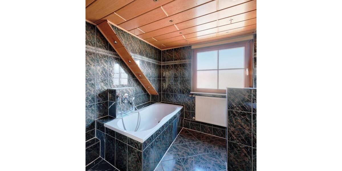 Mehrfamilienhaus, Wohnhaus Unterensingen - 6 Zimmer, 481 m&sup2;, 579.000&euro; | Angebot:26893234