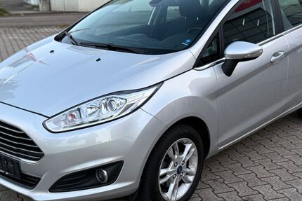 Ford Fiesta 52.000 km 7.990 € Metzingen 72555