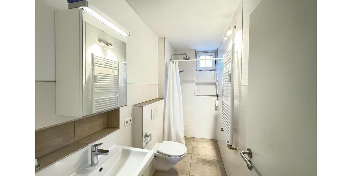 Erdgeschoßwohnung Tübingen Schönblick / Winkelwiese - 2.5 Zimmer, 100 m&sup2;, 1.300&euro; | Angebot:24717622